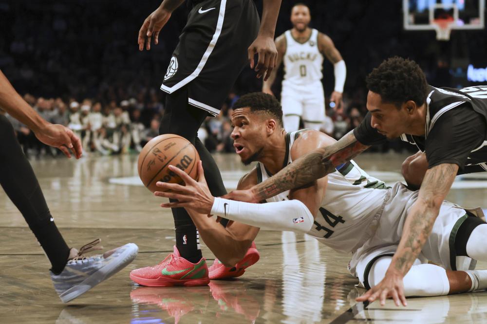 更深刻地反 更深刻地反